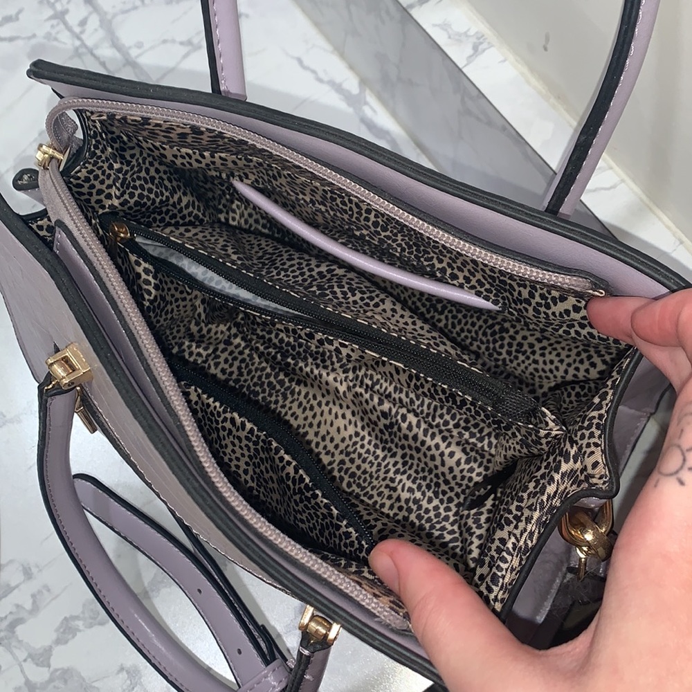 Handbag - Picture 3 of 4